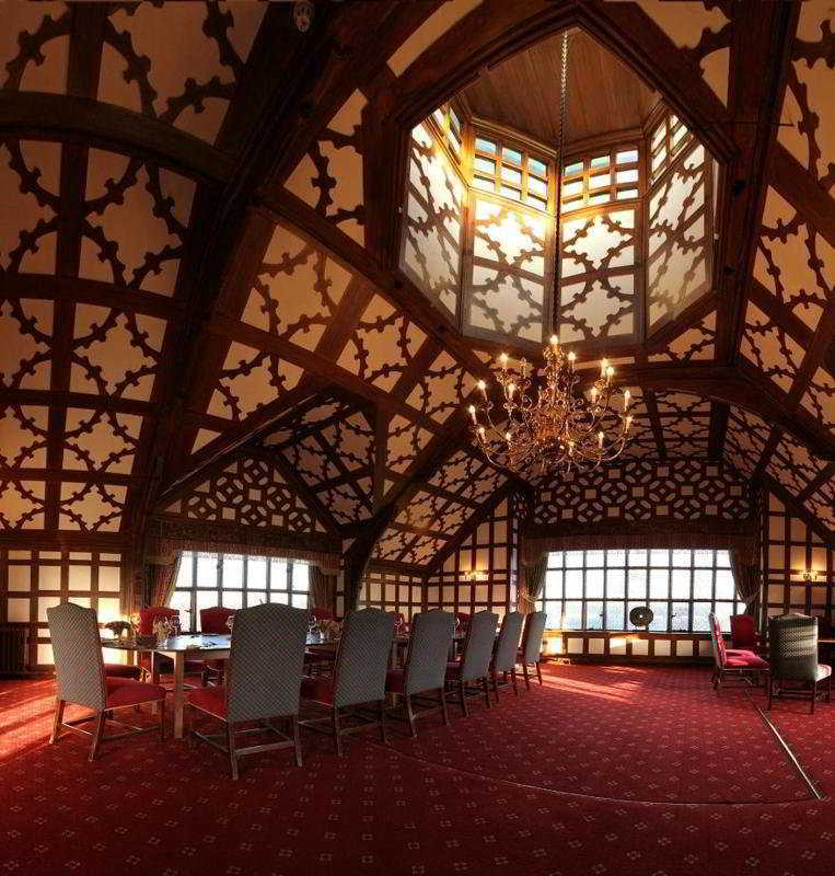 Wild Boar Hotel Beeston  Bagian luar foto