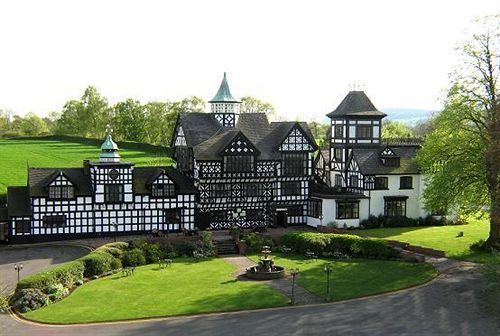 Wild Boar Hotel Beeston  Bagian luar foto